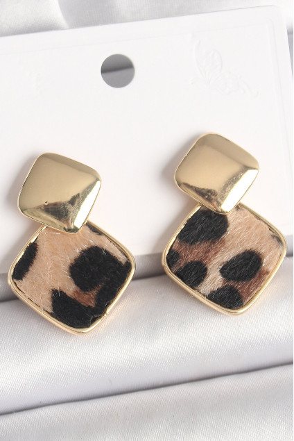 Pirinç Gold Renk Sallant Kare Leopar Desen Model Kadın Küpe